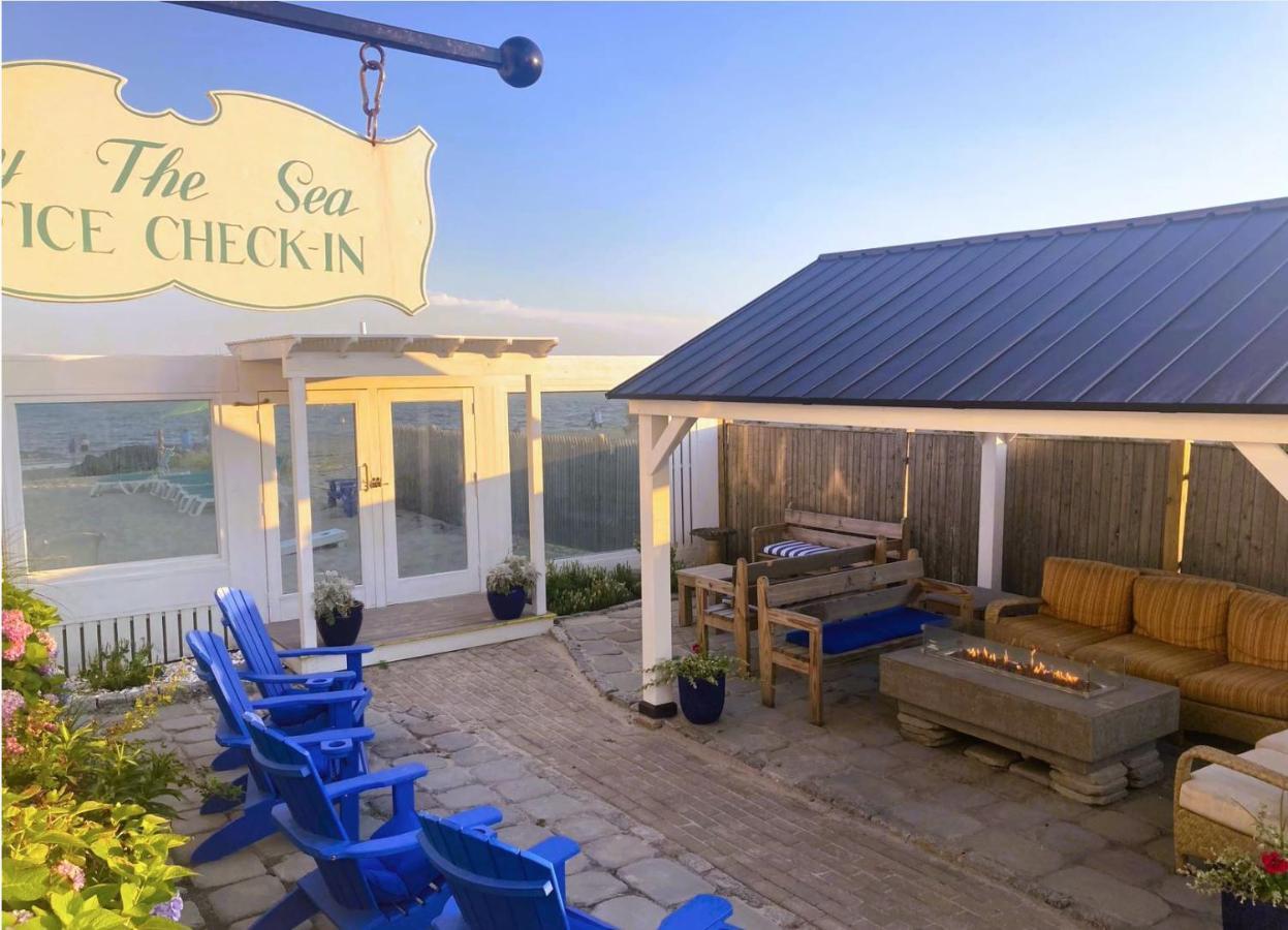 By The Sea Guests Bed & Breakfast And Suites เดนนิสพอร์ต ภายนอก รูปภาพ